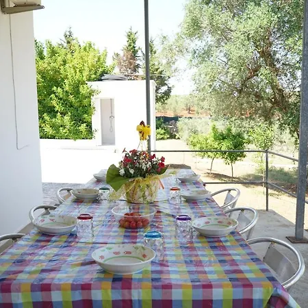 Villa Maddalena אוסטוני
